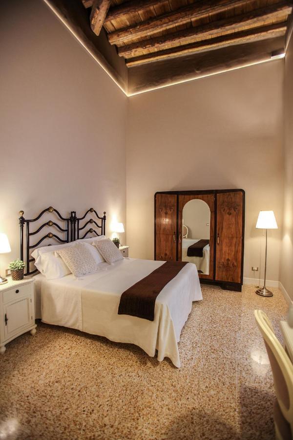 Bed and Breakfast Palazzo Bregante à Monopoli Extérieur photo
